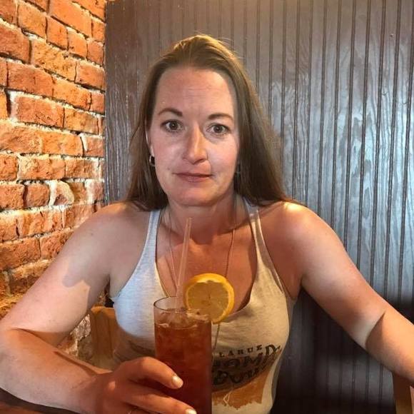 Meet your Posher, Leilani - Picture 1 of 1